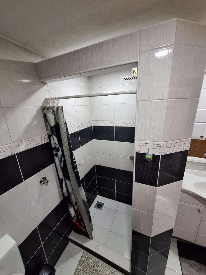 Apartman Magic Sauna,Jakuzzi,Kino Ливно Екстериор снимка